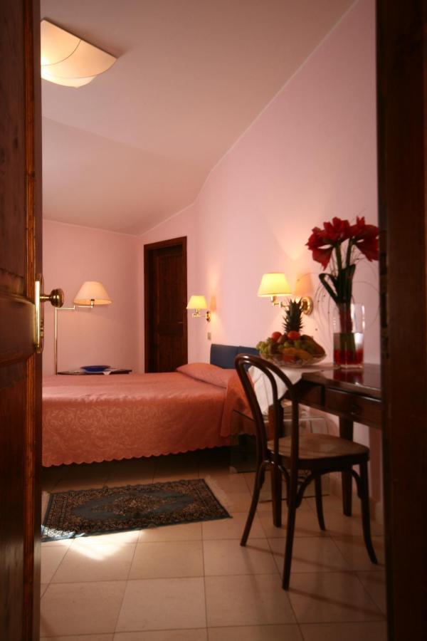 Casa Oliva Albergo Diffuso Bargni Luaran gambar
