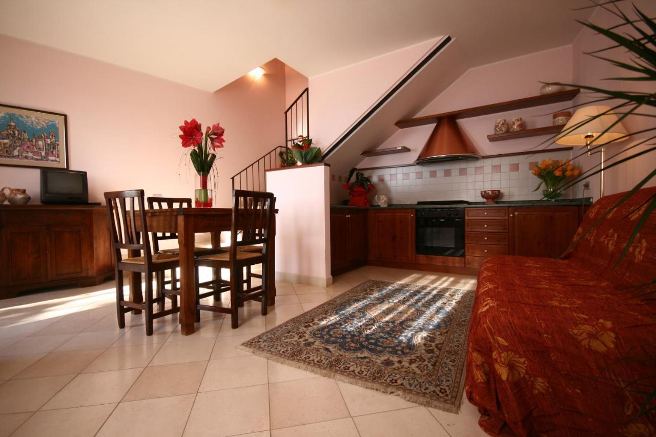 Casa Oliva Albergo Diffuso Bargni Luaran gambar