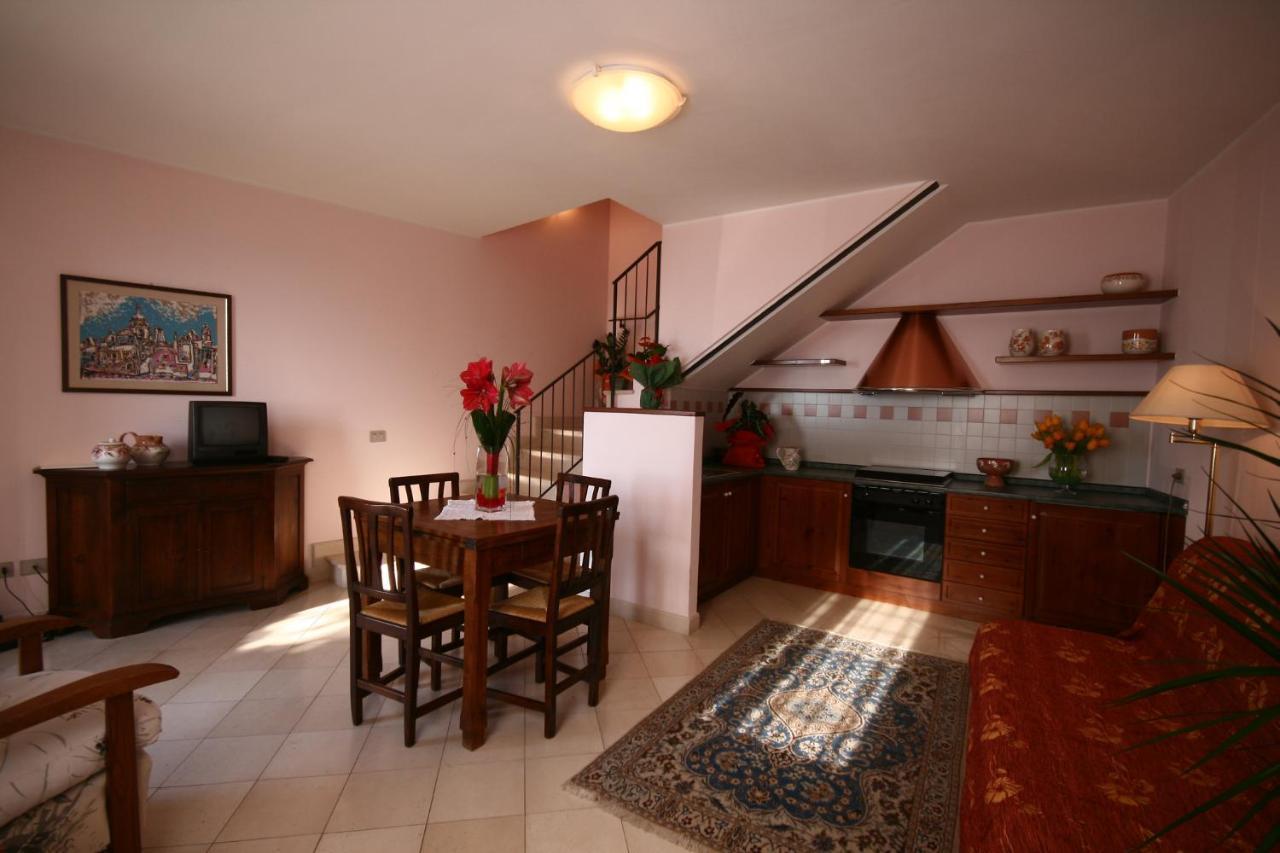 Casa Oliva Albergo Diffuso Bargni Luaran gambar